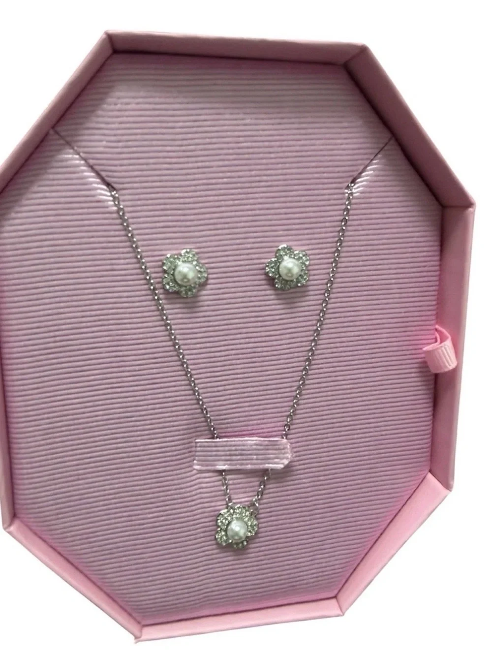 Swarovski Ariana Grande x Swarovski Necklace & Earrings Set, Flower